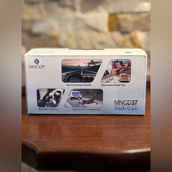 Minolta MNCD37 Full HD 3" LCD Screen Dash Cam In Black New In Box. - Picture 3 of 7